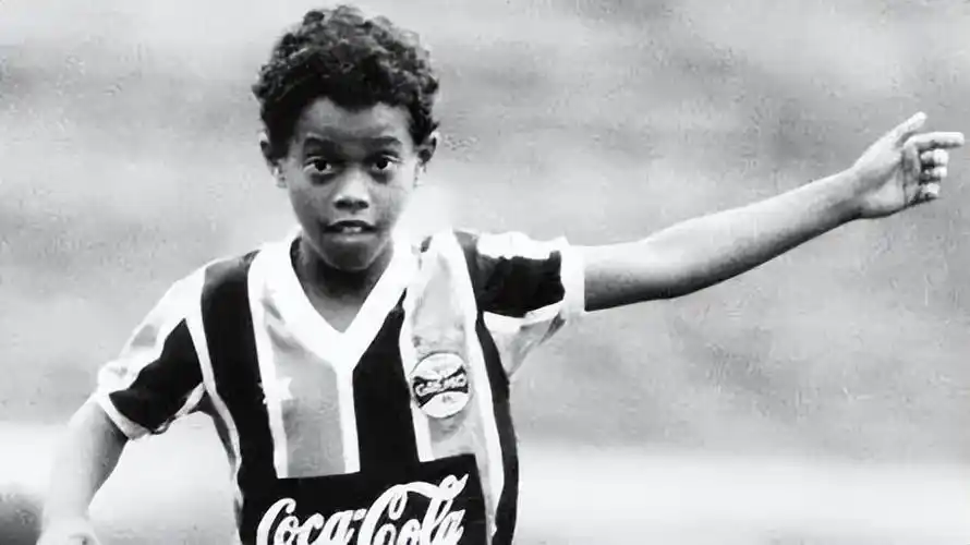 每场比赛都 每场比赛都