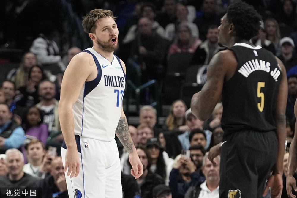 防守夹击中 防守夹击中